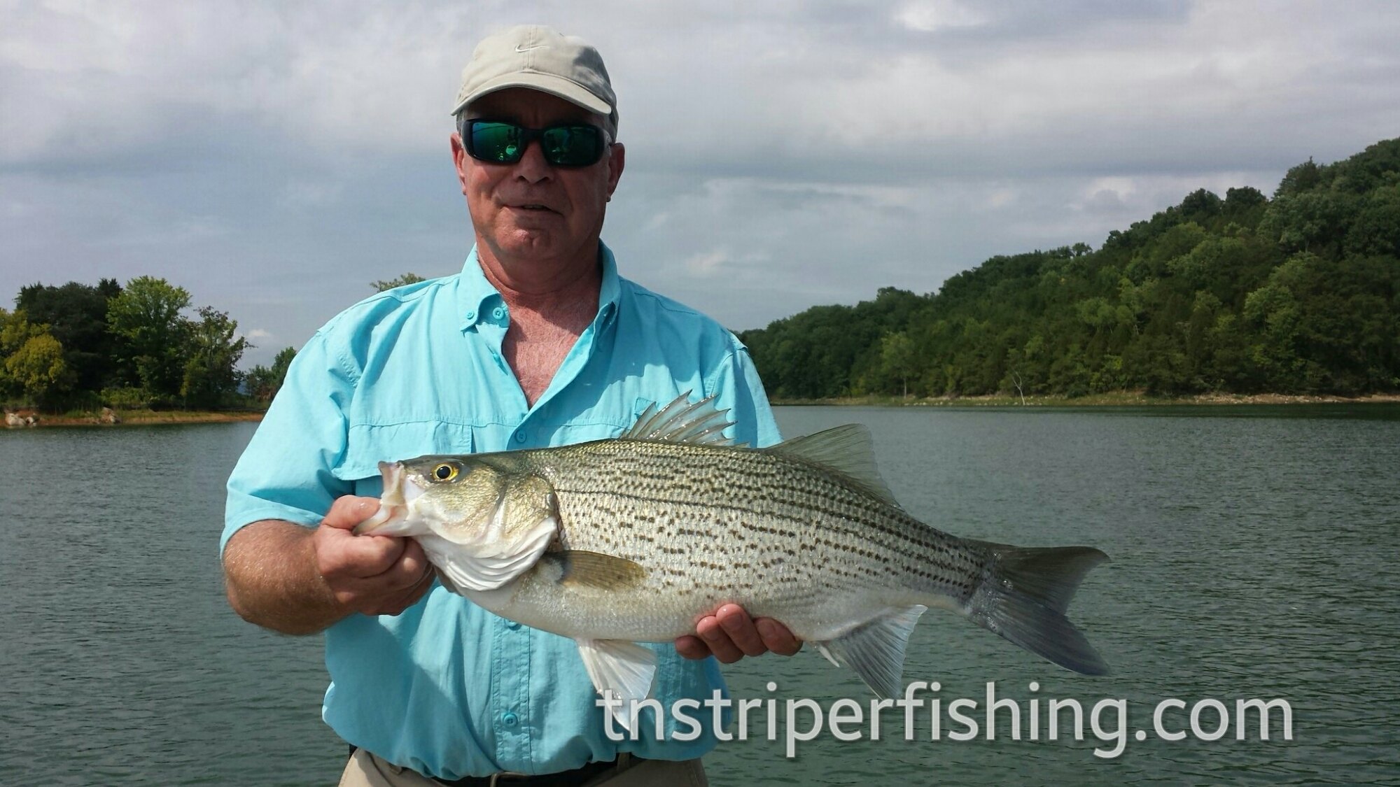 Capt’n Jay Fishing Tour Guide Boat Charter Tennessee